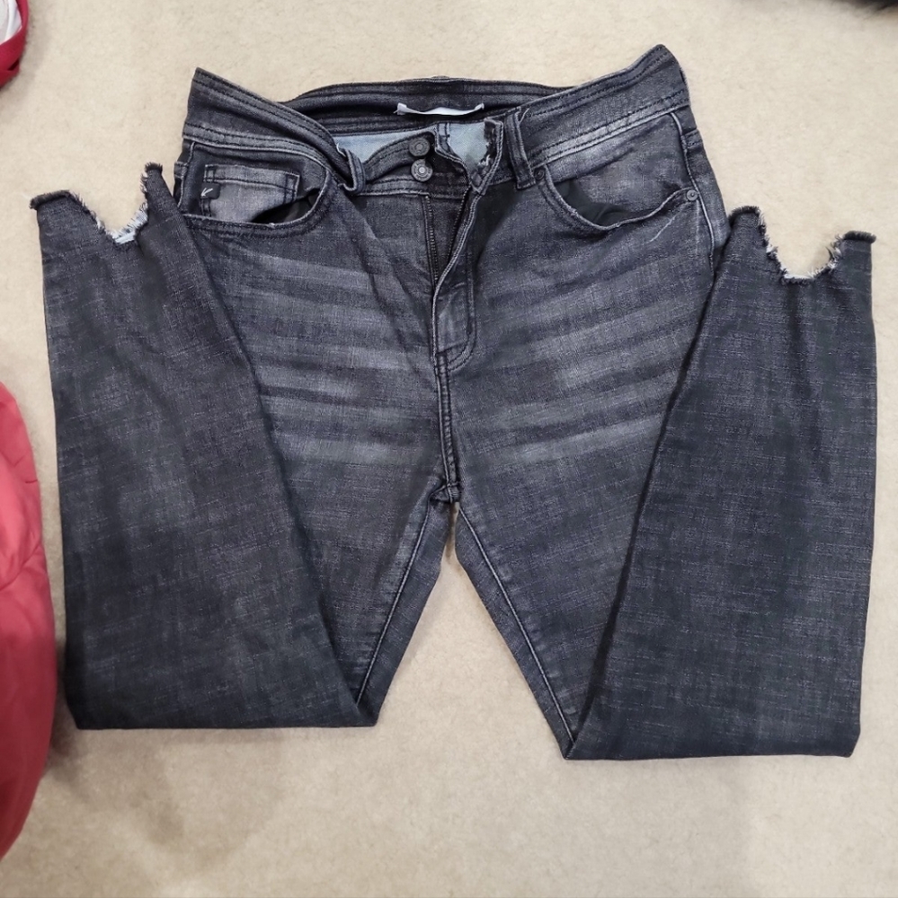 Black distressed kancan skinny jeans